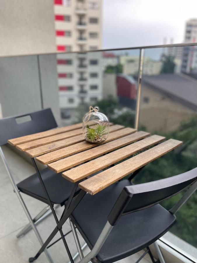 Retreat Luxury Apartment Near Presidential Palace Букурещ Екстериор снимка